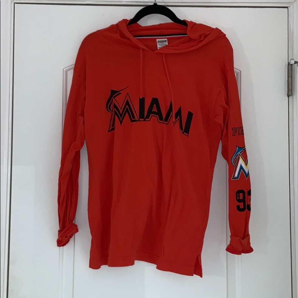 VS PINK Miami Marlins shirt